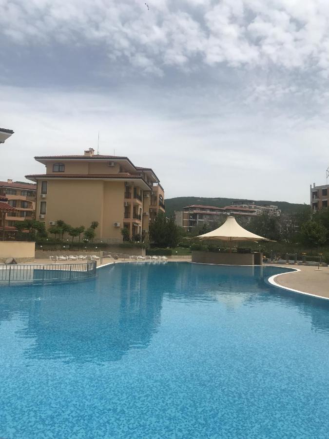 Menada Sky Dreams Lejlighed Sveti Vlas Eksteriør billede